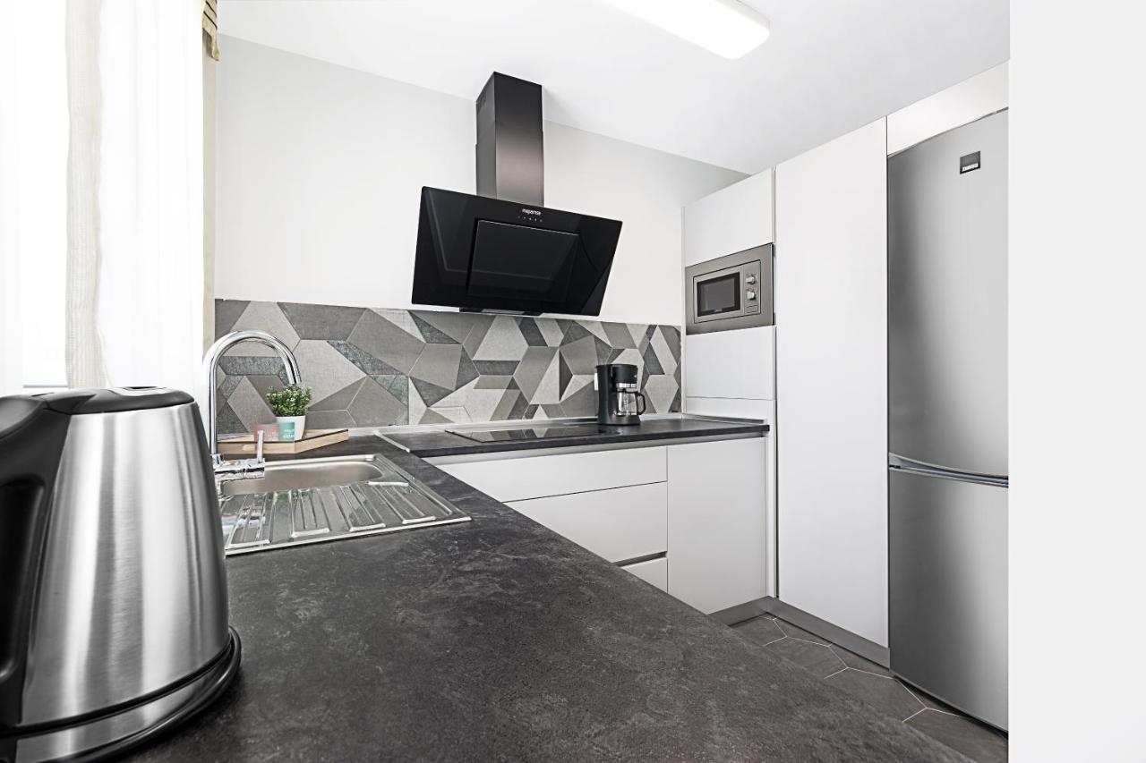 Apartamentos Perla Marina Nerja Εξωτερικό φωτογραφία